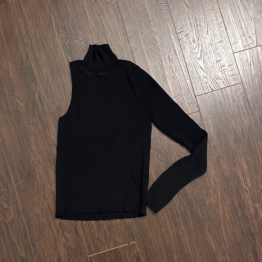 Zara one arm turtleneck